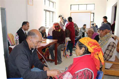 अस्पतालमा आएका बिरामीमा चिकित्सकको ‘काउन्सिलिङ’ अभाव