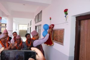 श्री मेडीकल कलेजको सुबिधा सम्पन्न भवनको उपकुलपतिबाट उद्घाटन