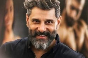 स्वास्थ्य बिग्रिएपछि भारतीय अभिनेता चियान विक्रमको  कावेरी अस्पतालमा उपचार !