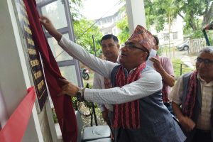अस्पताल र प्रयोगशालाले विश्वसनीय सेवा दिनु पर्छः मन्त्री जोशी