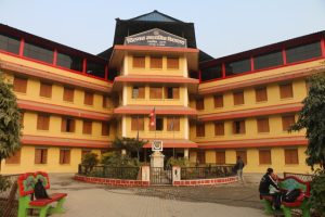 शहरी विपन्नको शिक्षालय बन्दै चितवन माध्यामिक विद्यालय