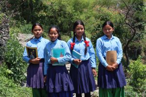 अब्बल बन्दै कान्दाका चेपाङ बालबालिका