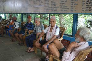दाताको भरमा बाबुको मुख हेर्ने दिन मनाउँदै आश्रमका “बा” हरु