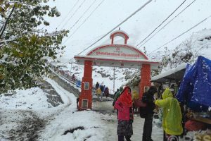 हिमपात हुँदा किसान र पर्यटन व्यवसायी उत्साहित