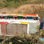 बस दुर्घटनामा २० जना घाइते