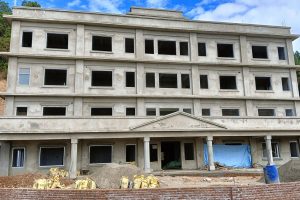 चुकेले दिनु भएको जग्गामा दुई करोड खर्चेर भवन बनाउँदै लायन्स