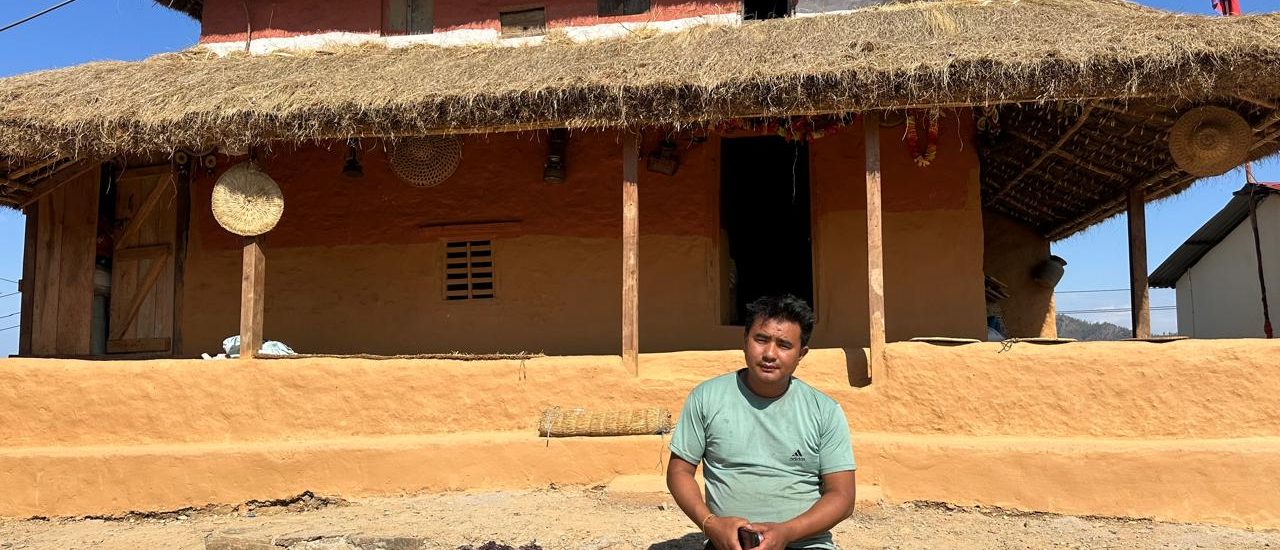 विदेशबाट फर्किएर मायाँटारमा घरबास