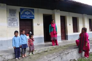 जहाँ तीन विद्यार्थीका कारण विद्यालय छ’