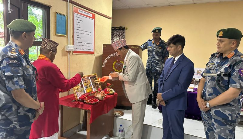 गहिरा नदीमा जीवन बचाउन हामफल्ने गोताखोरको दैनिक भत्ता दुई सय …