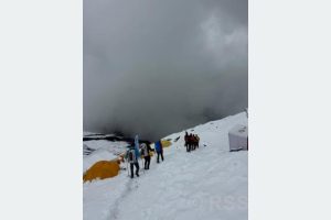 हिमपातका कारण मनास्लु आरोहण नगरी फर्किए केही आरोही